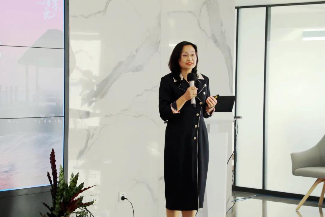 李凤凡律师在文康律师事务所思享汇作“开启财富管理新时代”主题分享